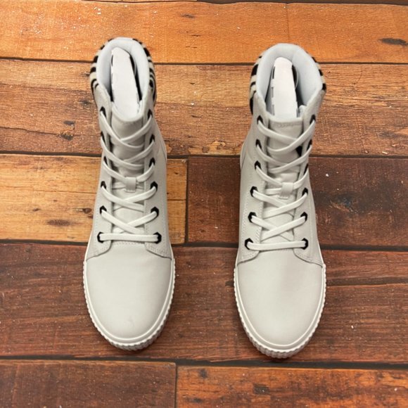 Timberland Women's Skyla Bay 6 Inch White Nubuck Sneaker Boots - Picture 3 of 7